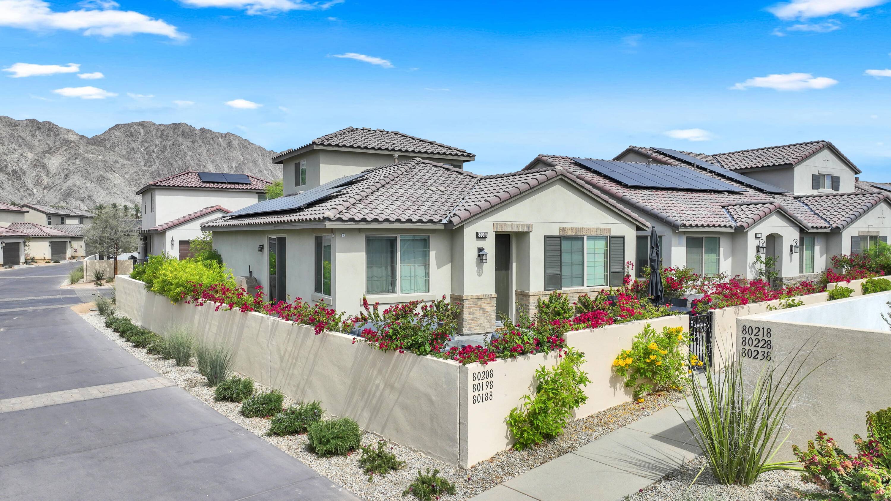 La Quinta, CA 92253,80208 Whisper Rock WAY