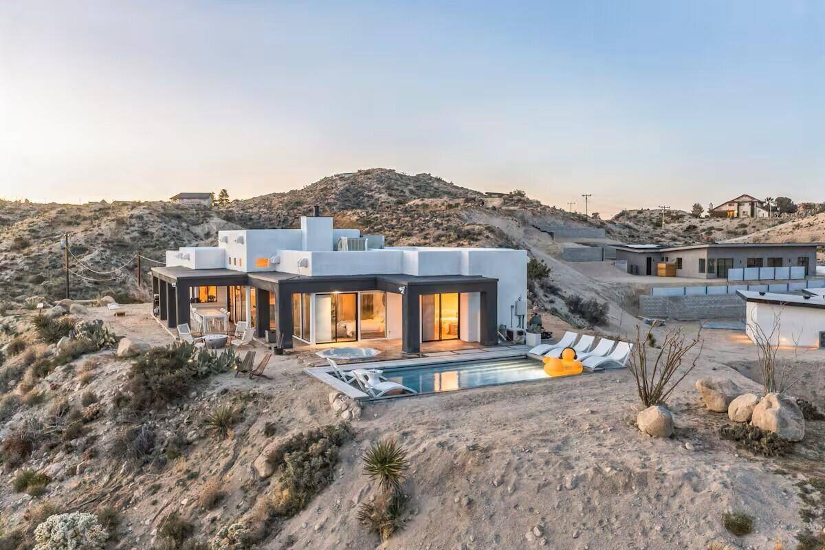 Yucca Valley, CA 92284,57075 Farrelo CT
