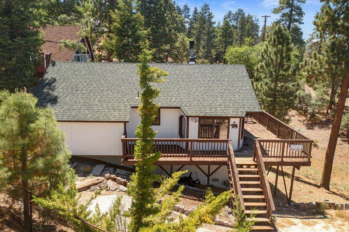 Big Bear Lake, CA 92315,819 Cameron DR