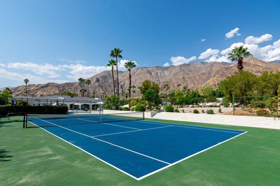 Palm Springs, CA 92262,594 W Stevens RD #Share B