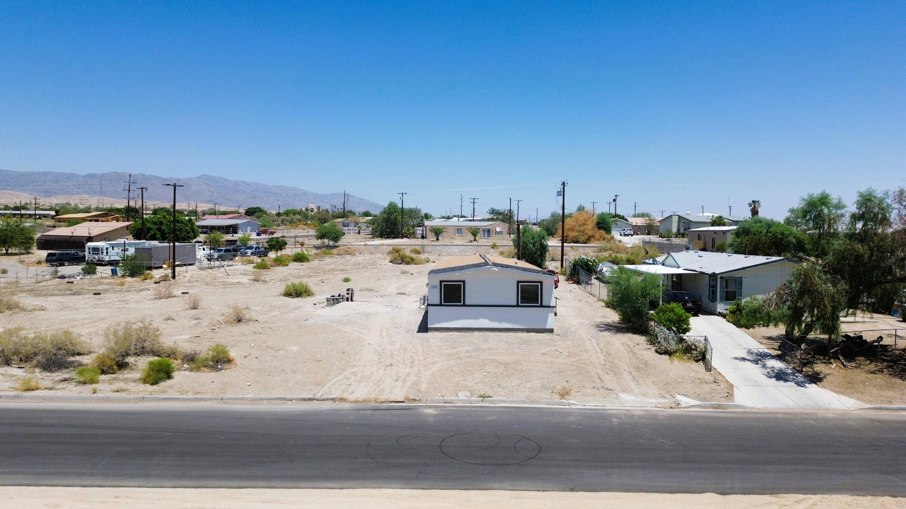 Mecca, CA 92254,72420 Windlass DR