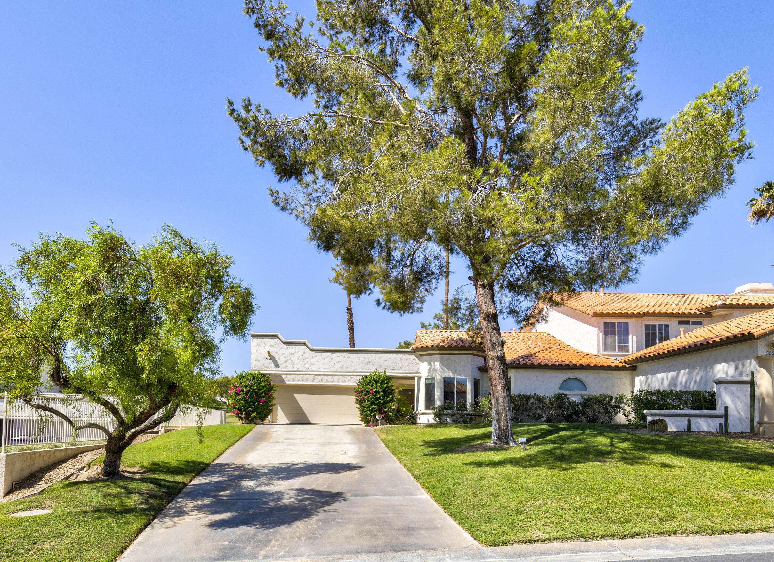 Palm Desert, CA 92211,503 Desert Falls DR N