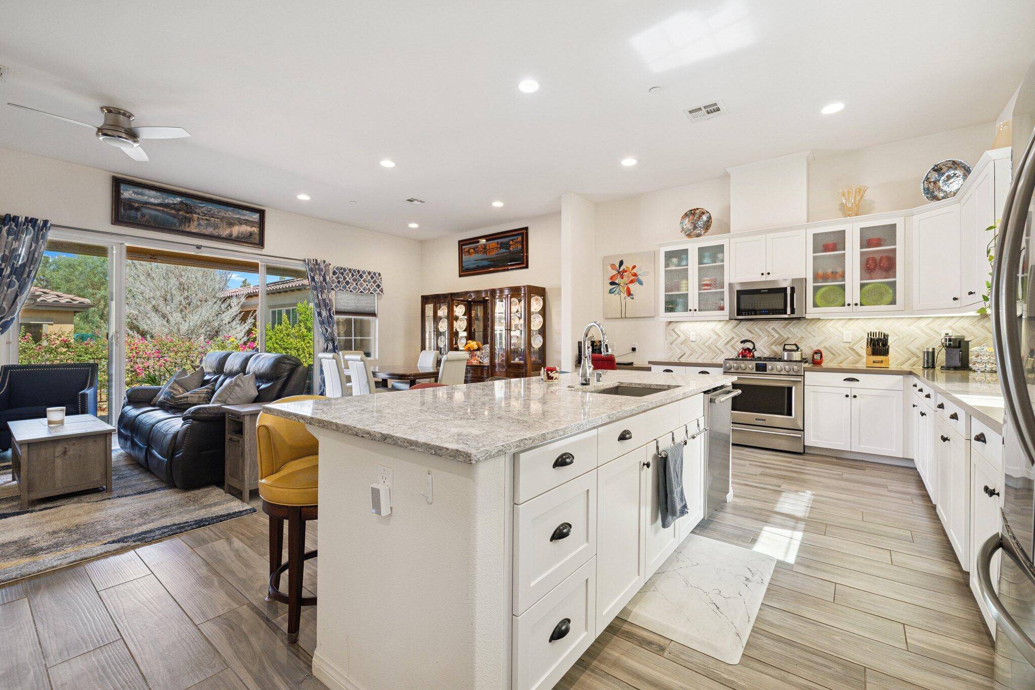 Palm Desert, CA 92260,4017 Via Fragante #3