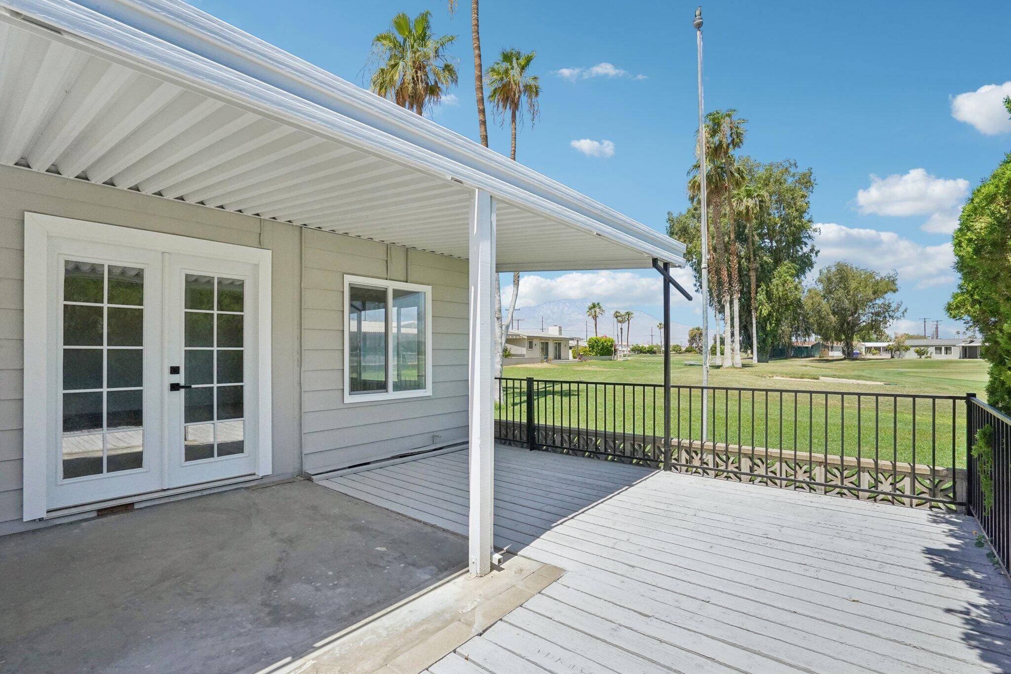 Thousand Palms, CA 92276,33423 Barcelona DR
