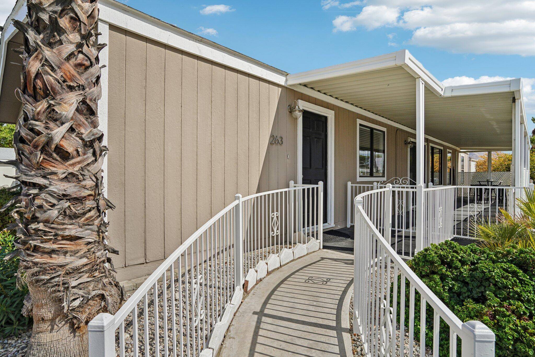 Cathedral City, CA 92234,263 Coble DR