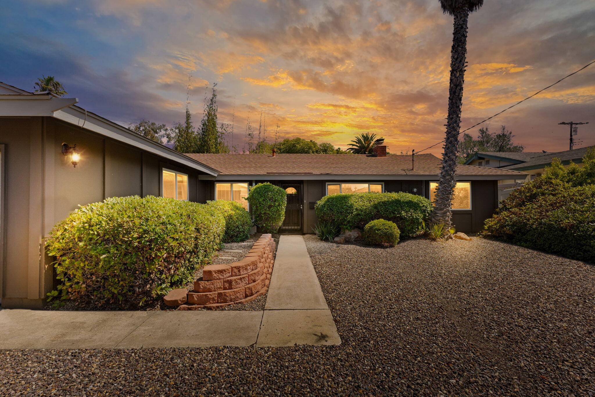 San Diego, CA 92122,6547 Radcliffe DR