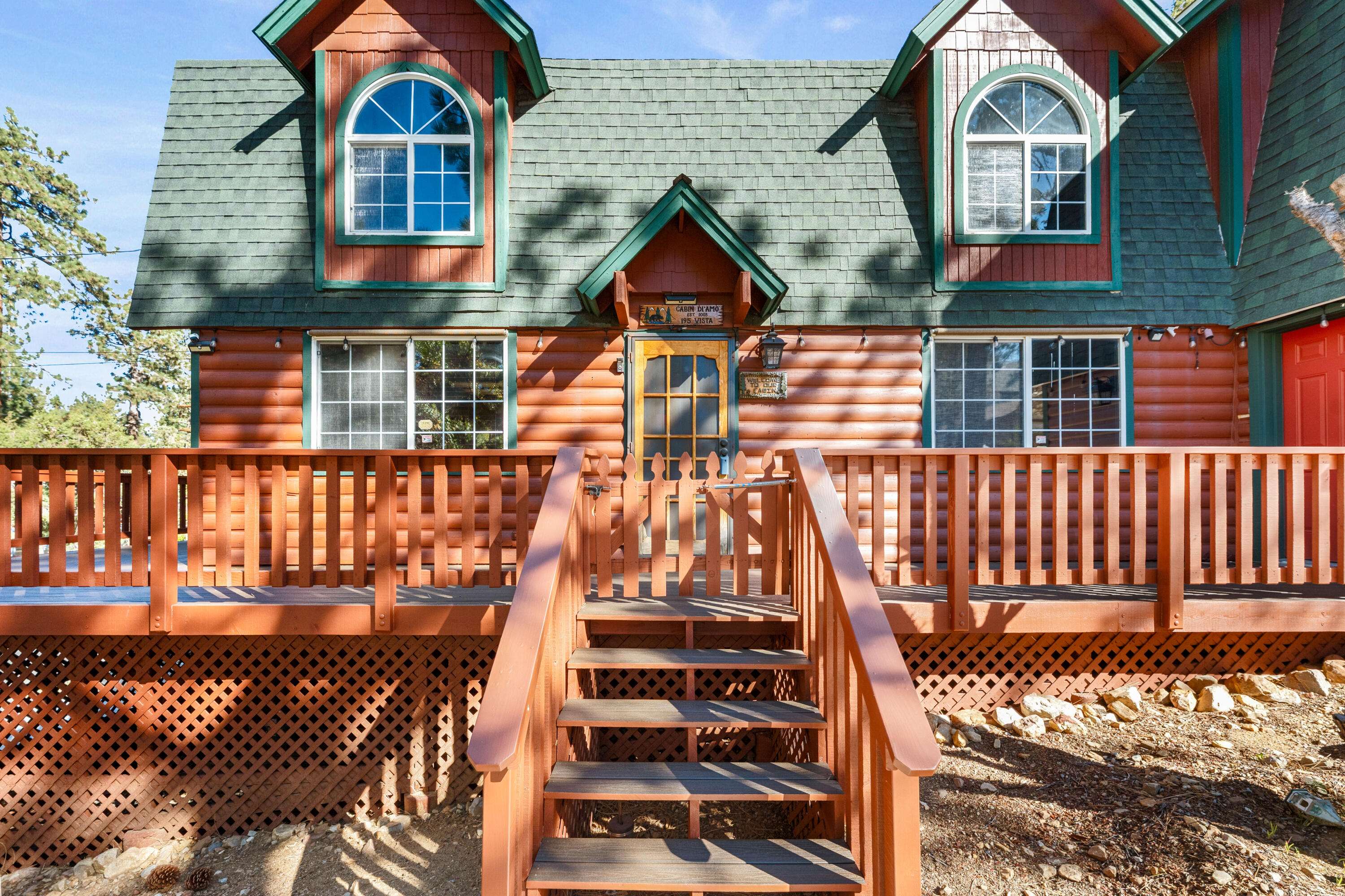 Sugarloaf, CA 92386,195 Vista LN