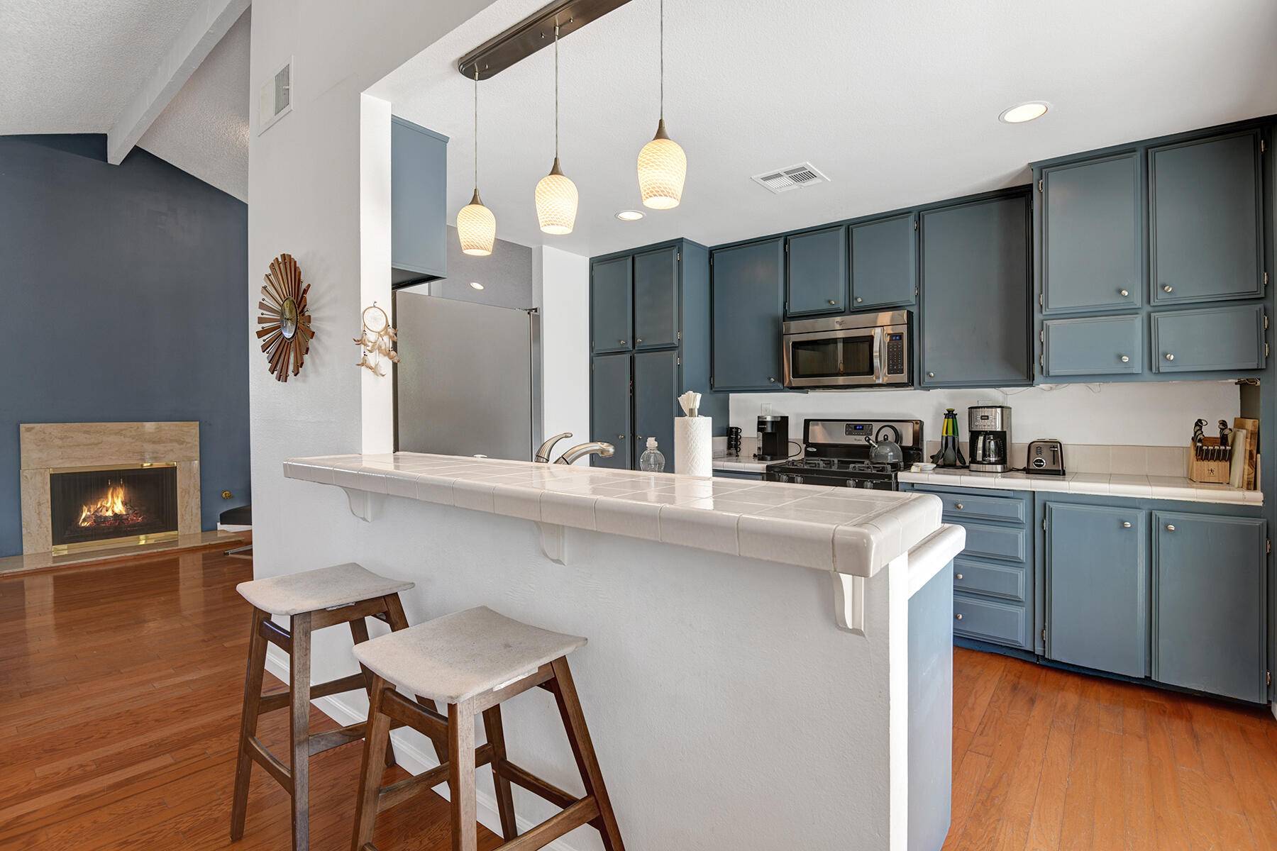 Palm Springs, CA 92262,1031 E El Conquistador