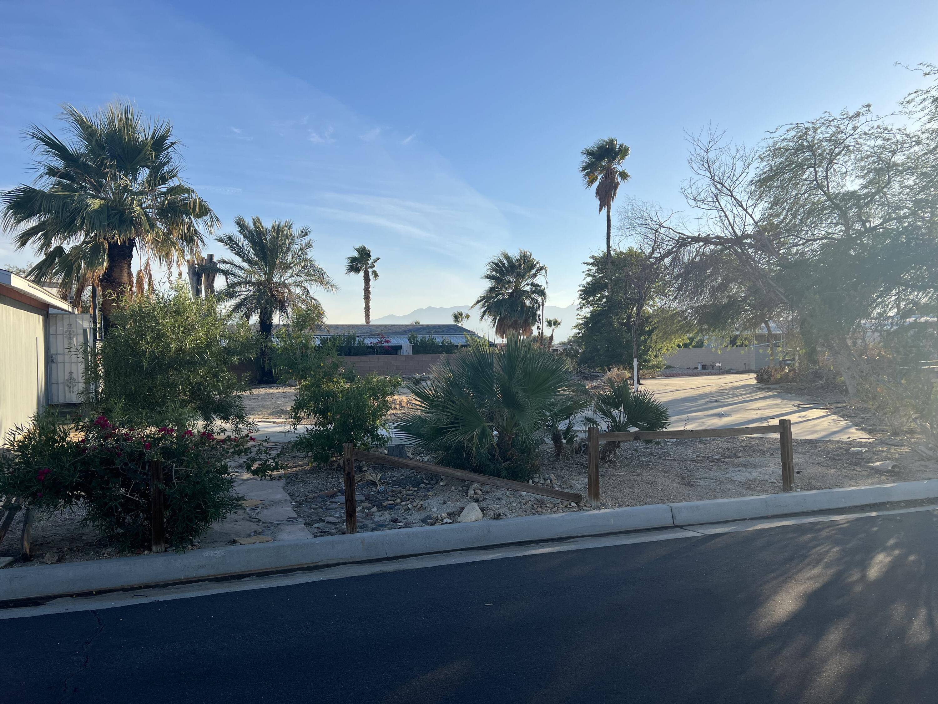 Desert Hot Springs, CA 92241,69240 Parkside DR