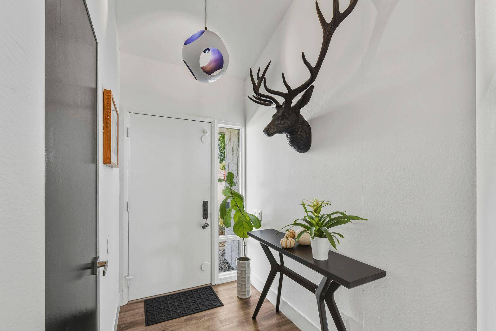 Palm Springs, CA 92264,2113 Sunshine WAY