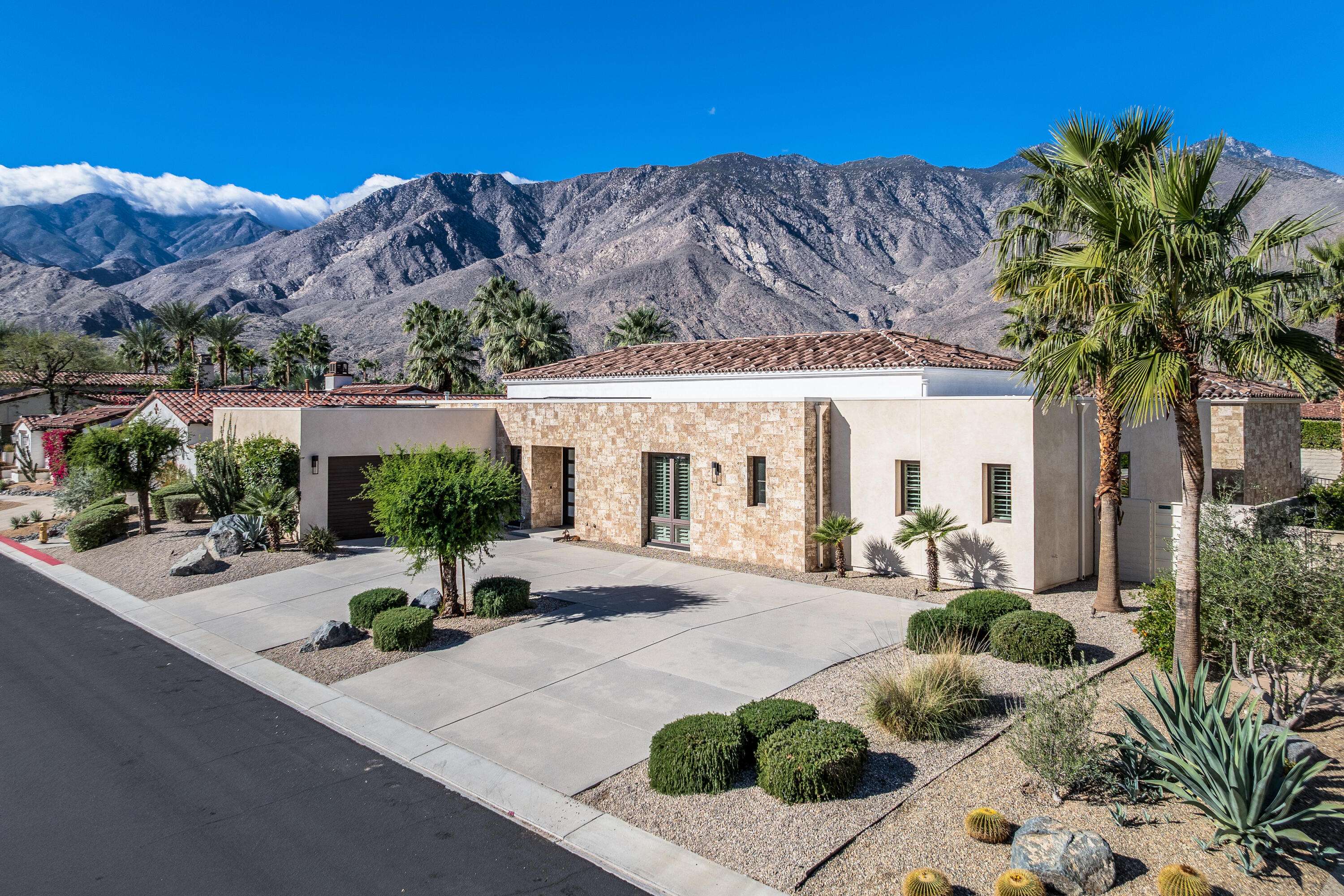 Palm Springs, CA 92264,3085 Arroyo Seco