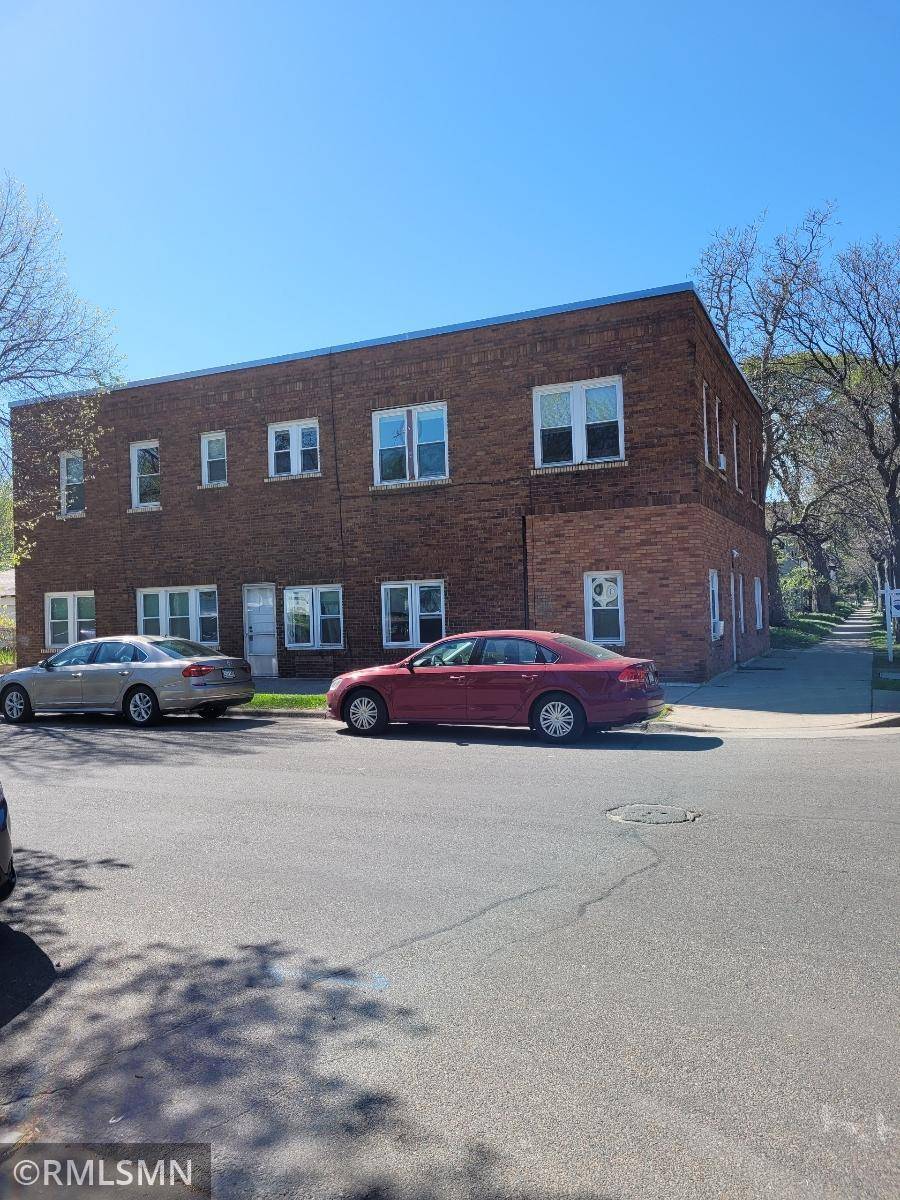 Minneapolis, MN 55413,1431 Jefferson Street NE ##2