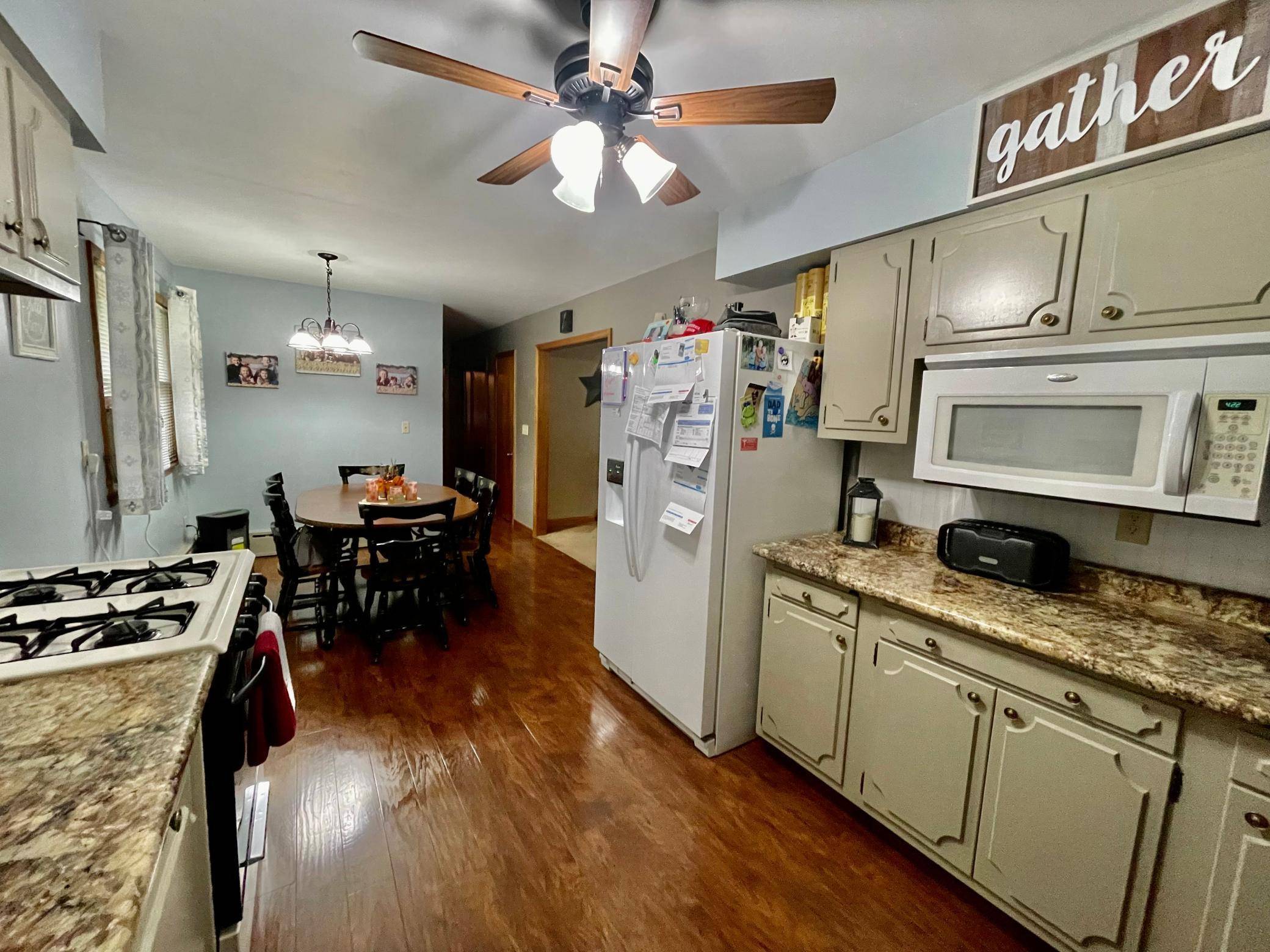 Ellsworth, MN 56129,109 W Butler Avenue