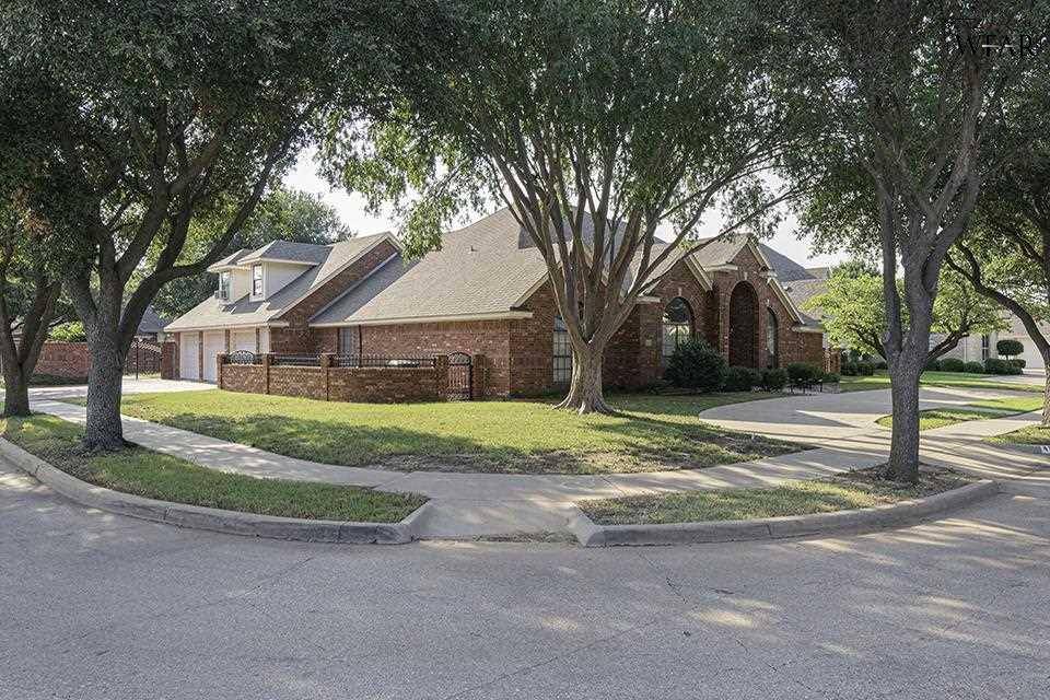 Wichita Falls, TX 76308,4814 BRIDGE CREEK DRIVE