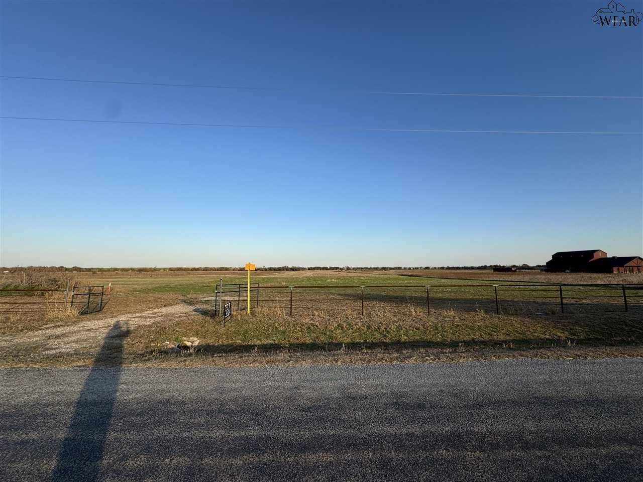 Iowa Park, TX 76367,2051 RIFLE RANGE ROAD