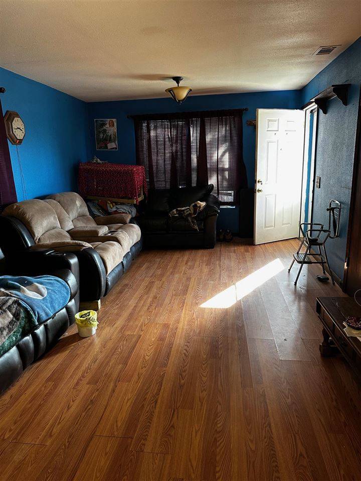 Electra, TX 76360,617 N ELECTRA STREET