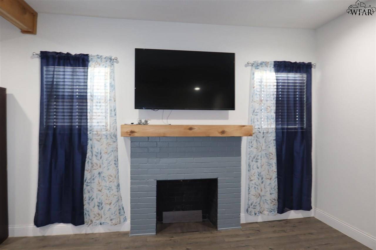 Seymour, TX 76380,707 N FOLEY STREET