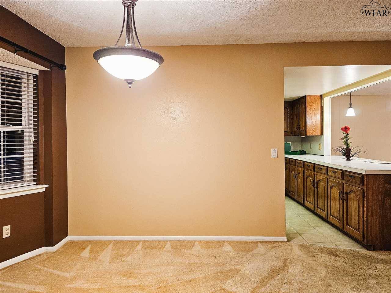 Burkburnett, TX 76354,1045 JAN LEE DRIVE
