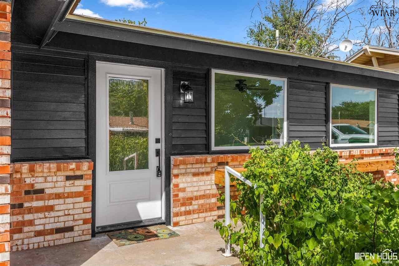 Iowa Park, TX 76368,1008 LINCOLN DRIVE