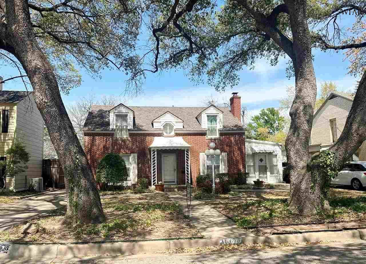 Wichita Falls, TX 76301,1668 VICTORY AVENUE