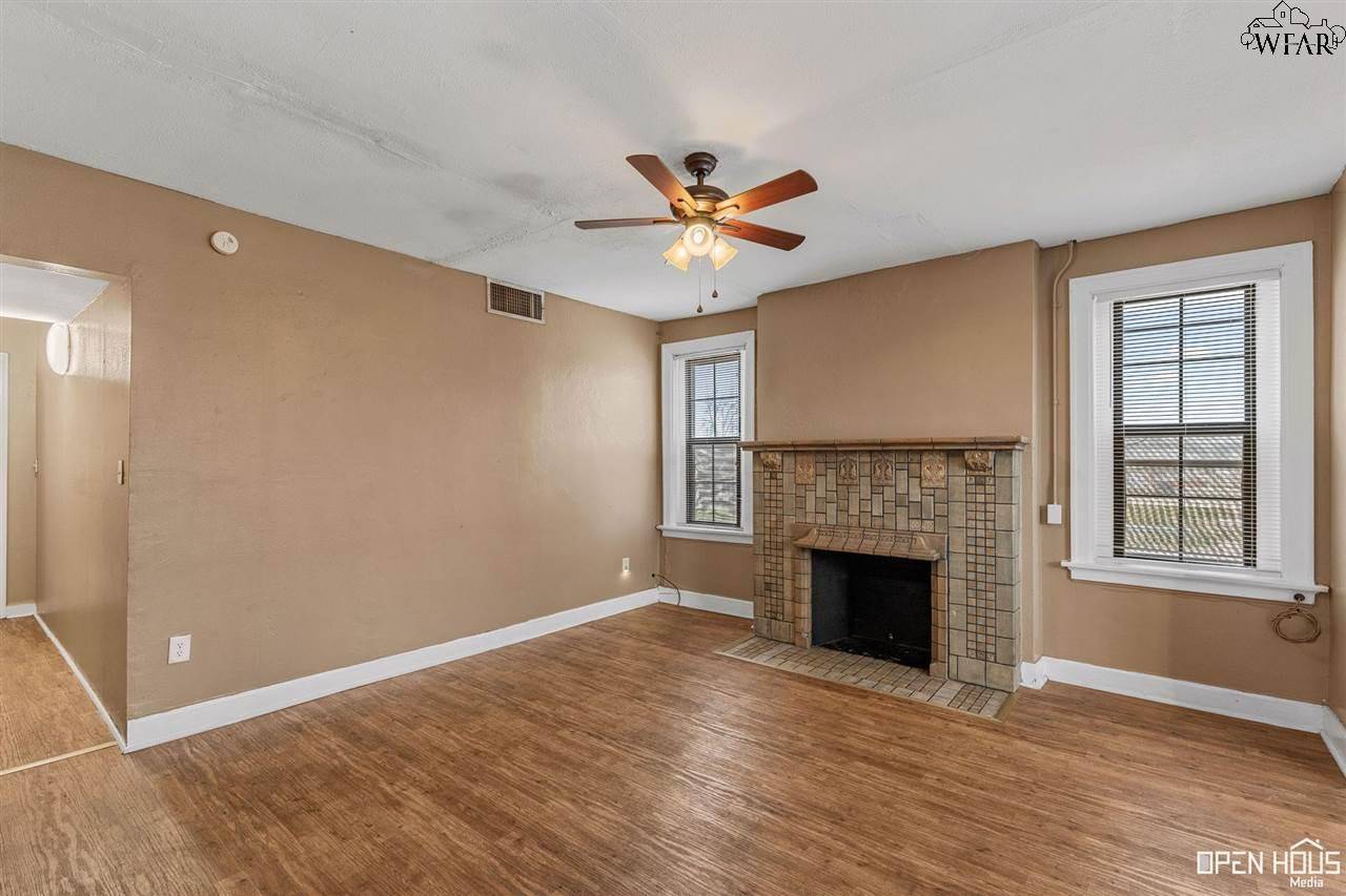 Wichita Falls, TX 76301,1821 9TH STREET #Unit D