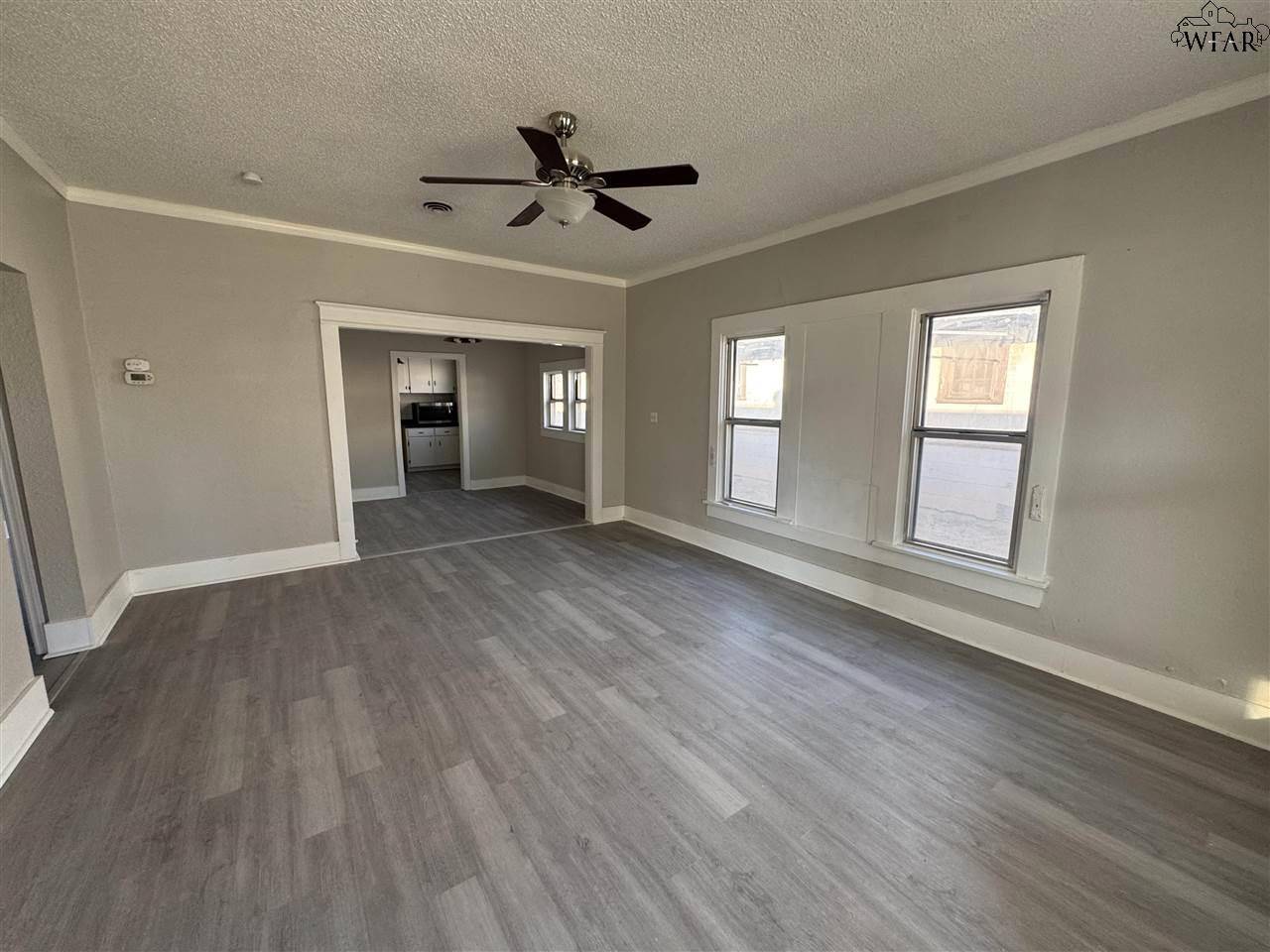 Burkburnett, TX 76354,509 E 4TH STREET