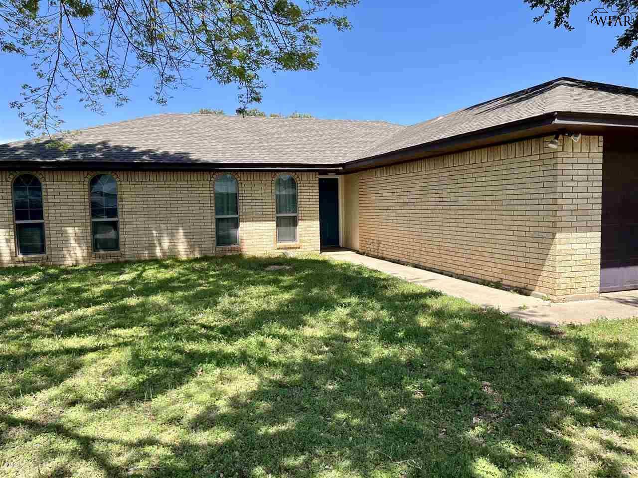 Burkburnett, TX 76354,1403 AMHERST STREET