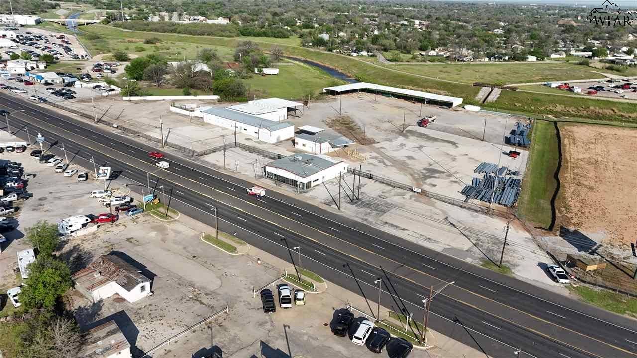 Wichita Falls, TX 76302,2606 JACKSBORO HIGHWAY #2700 Jacksboro Hwy