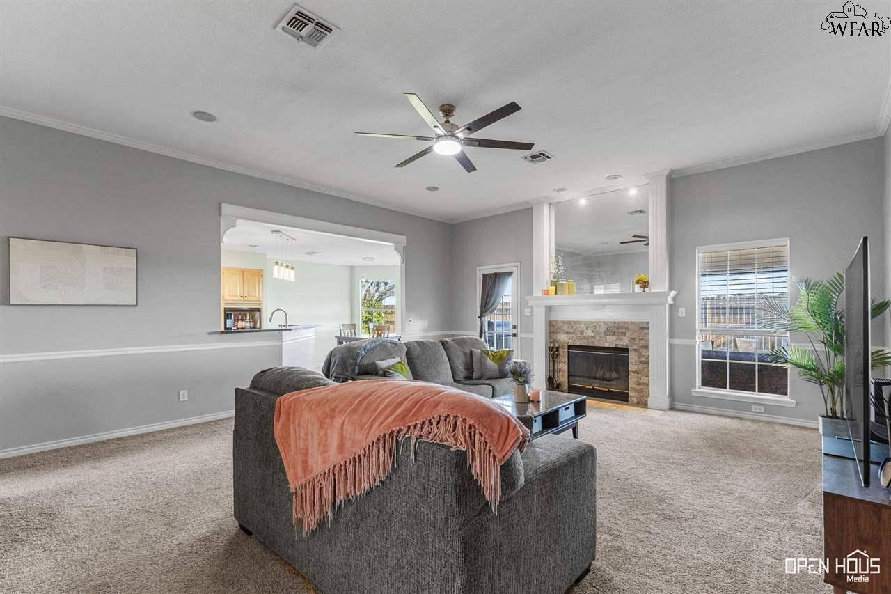 Burkburnett, TX 76354,102 CHAPMAN CIRCLE