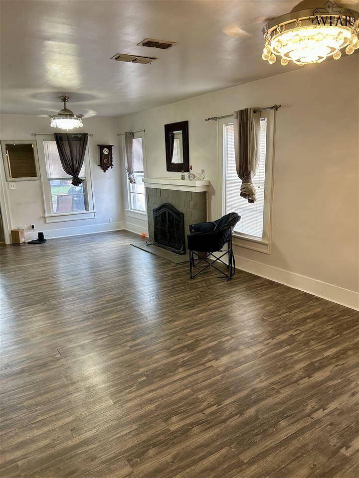 Wichita Falls, TX 76301,1648 DAYTON AVENUE