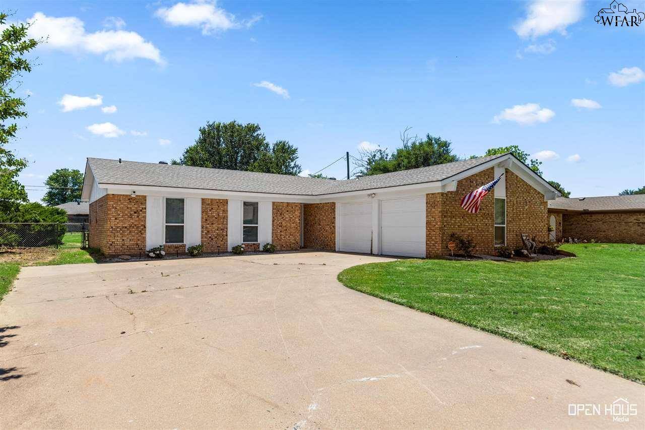 Burkburnett, TX 76354,1320 AMHERST STREET