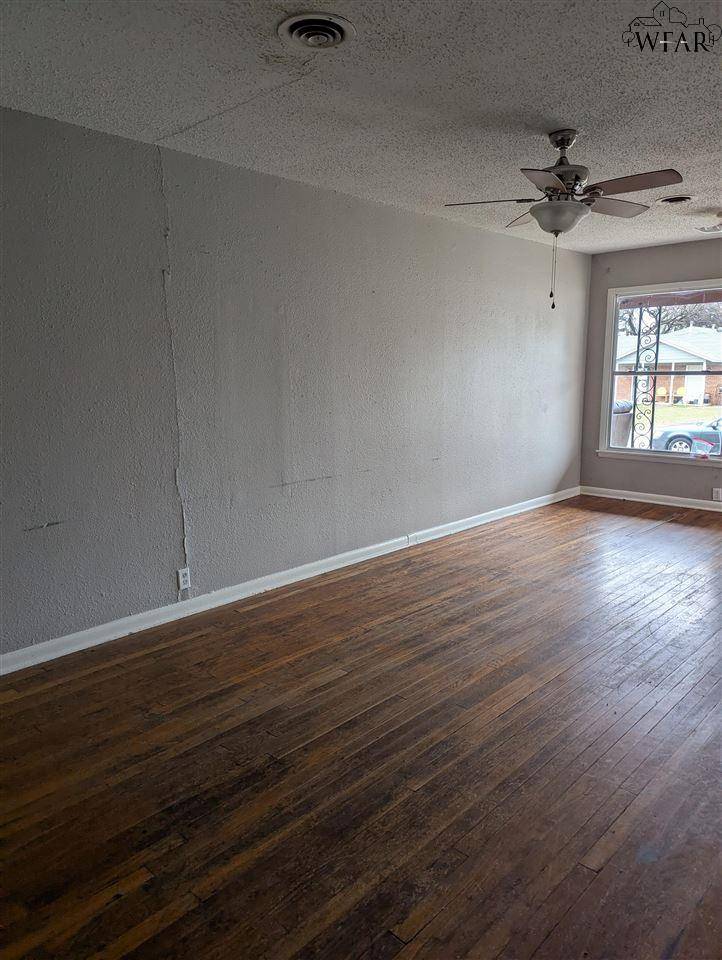Wichita Falls, TX 76310-1712,3306 GARFIELD STREET #1/2