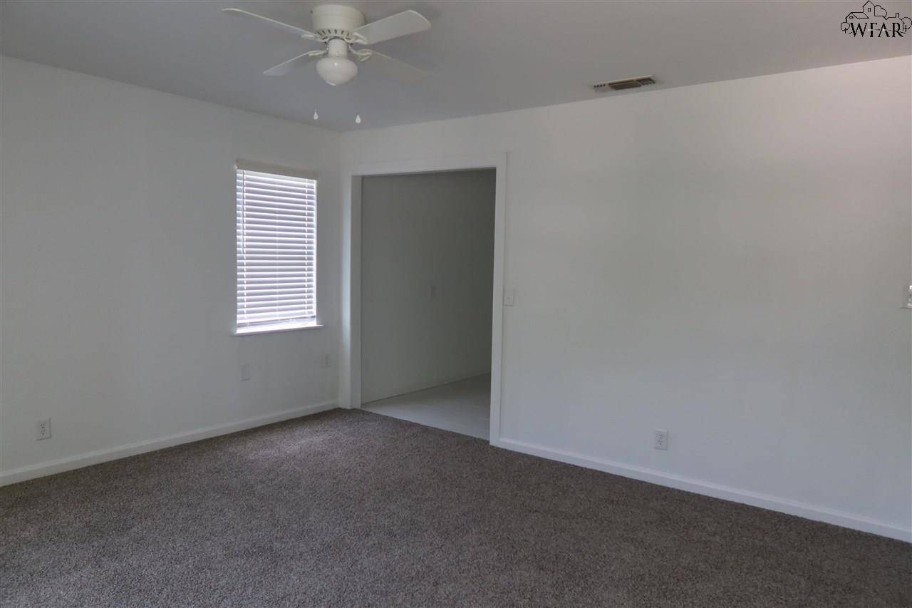 Wichita Falls, TX 76301,1101 IRELAND STREET