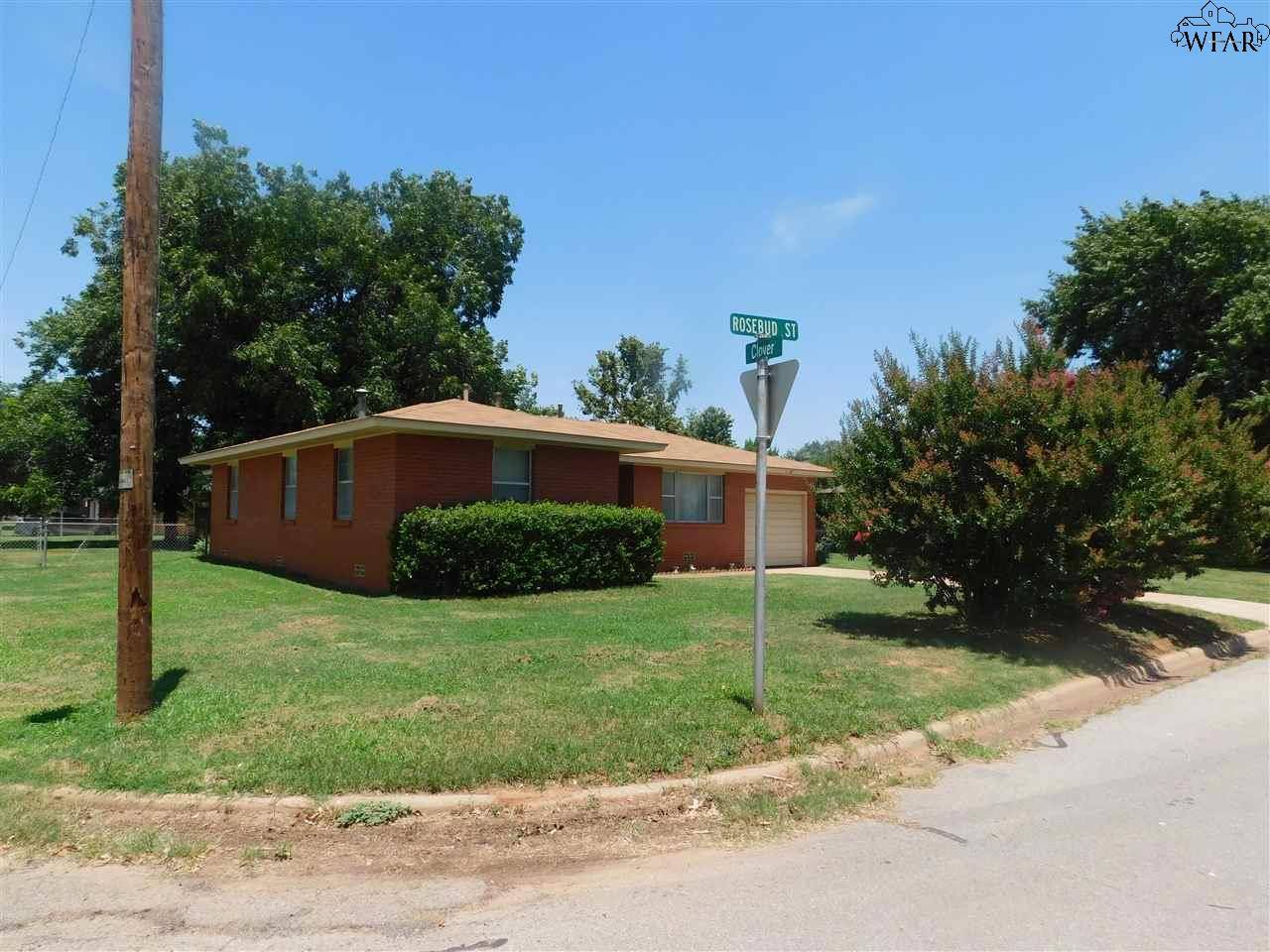 Burkburnett, TX 76354-3336,1010 ROSEBUD STREET