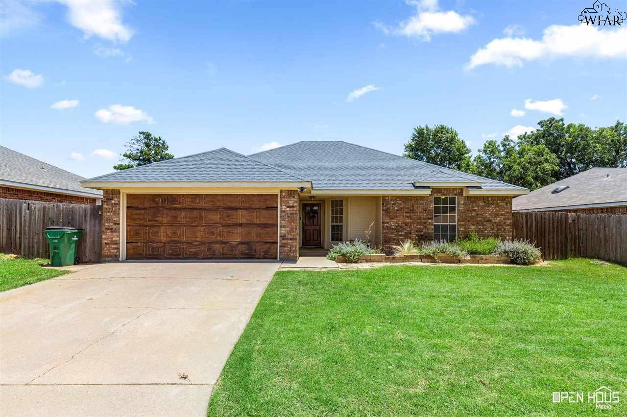 Burkburnett, TX 76354,1203 LISA LANE