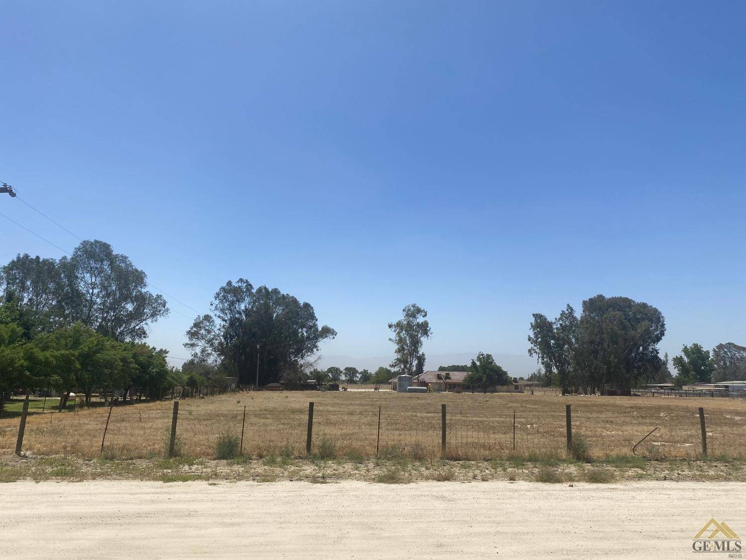 Bakersfield, CA 93313,1509 Porty Avenue