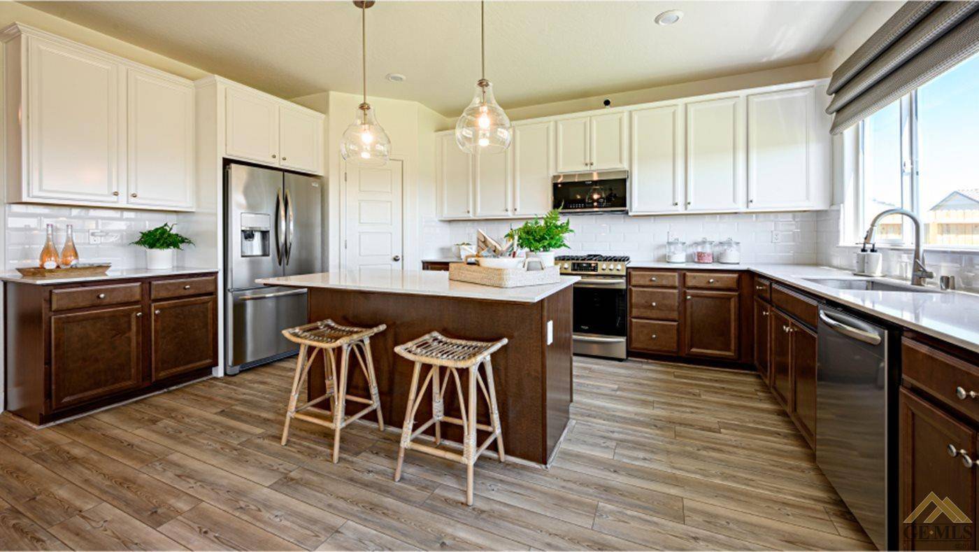 Shafter, CA 93263,3419 Trail River Lane