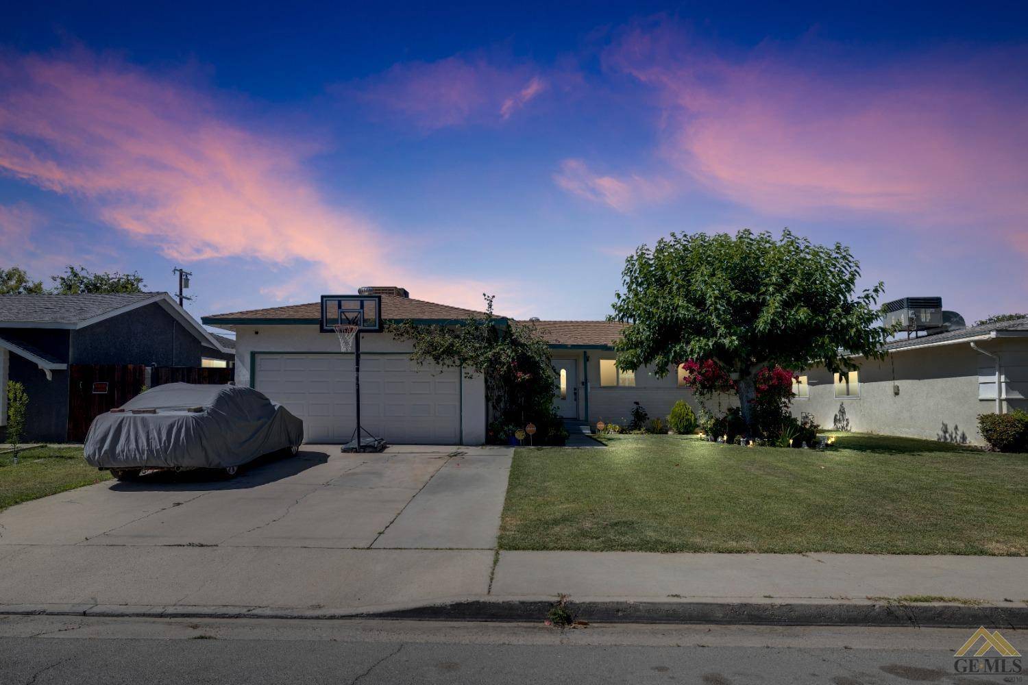 Shafter, CA 93263,306 Atlantic Avenue