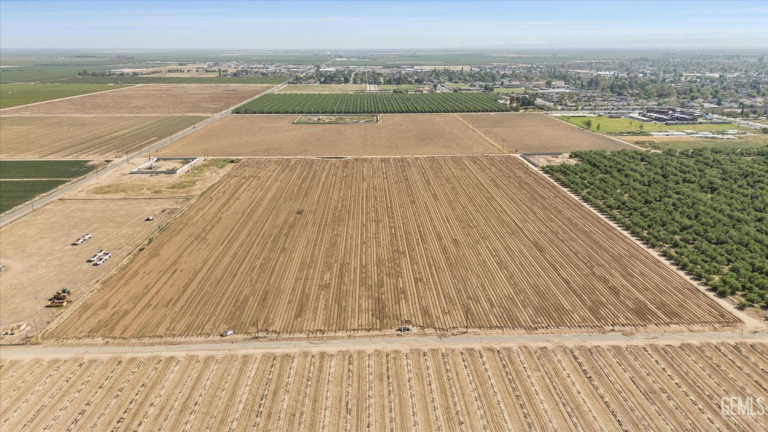 Shafter, CA 93263,0 APN 089-020-87