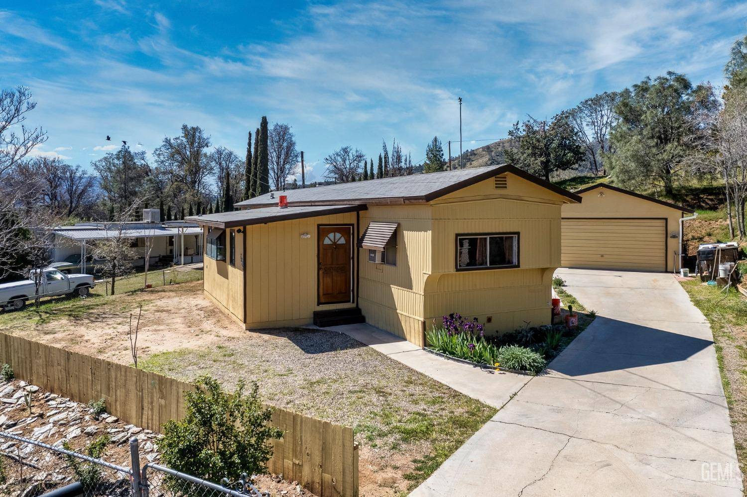 Wofford Heights, CA 93285,345 Woodland Drive