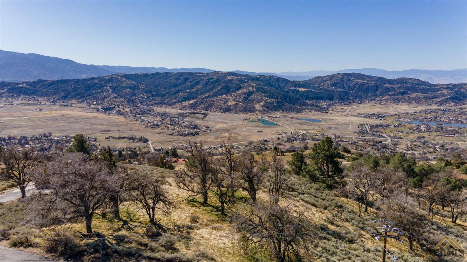 Tehachapi, CA 93561,24910 Paramount Drive