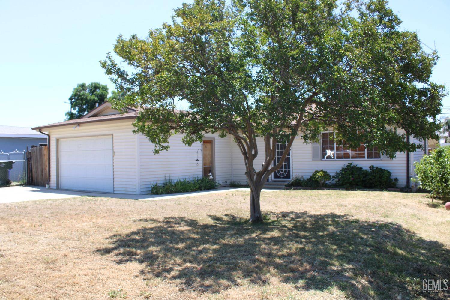 Bakersfield, CA 93306,8311 Fillmore Avenue