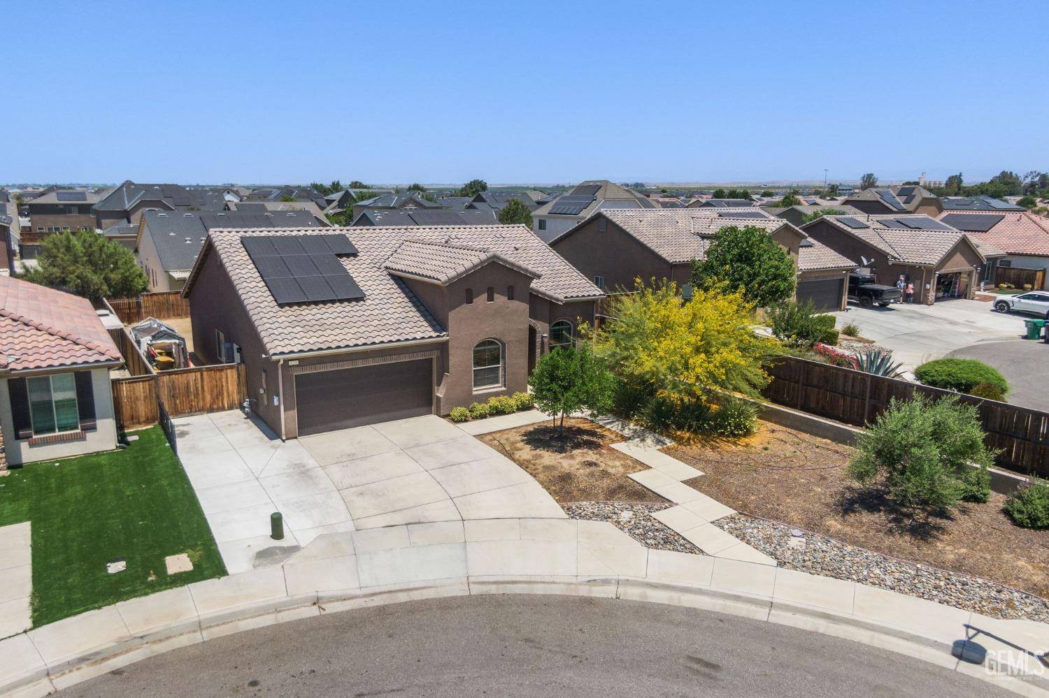 Shafter, CA 93263,9230 Oak Garden Lane