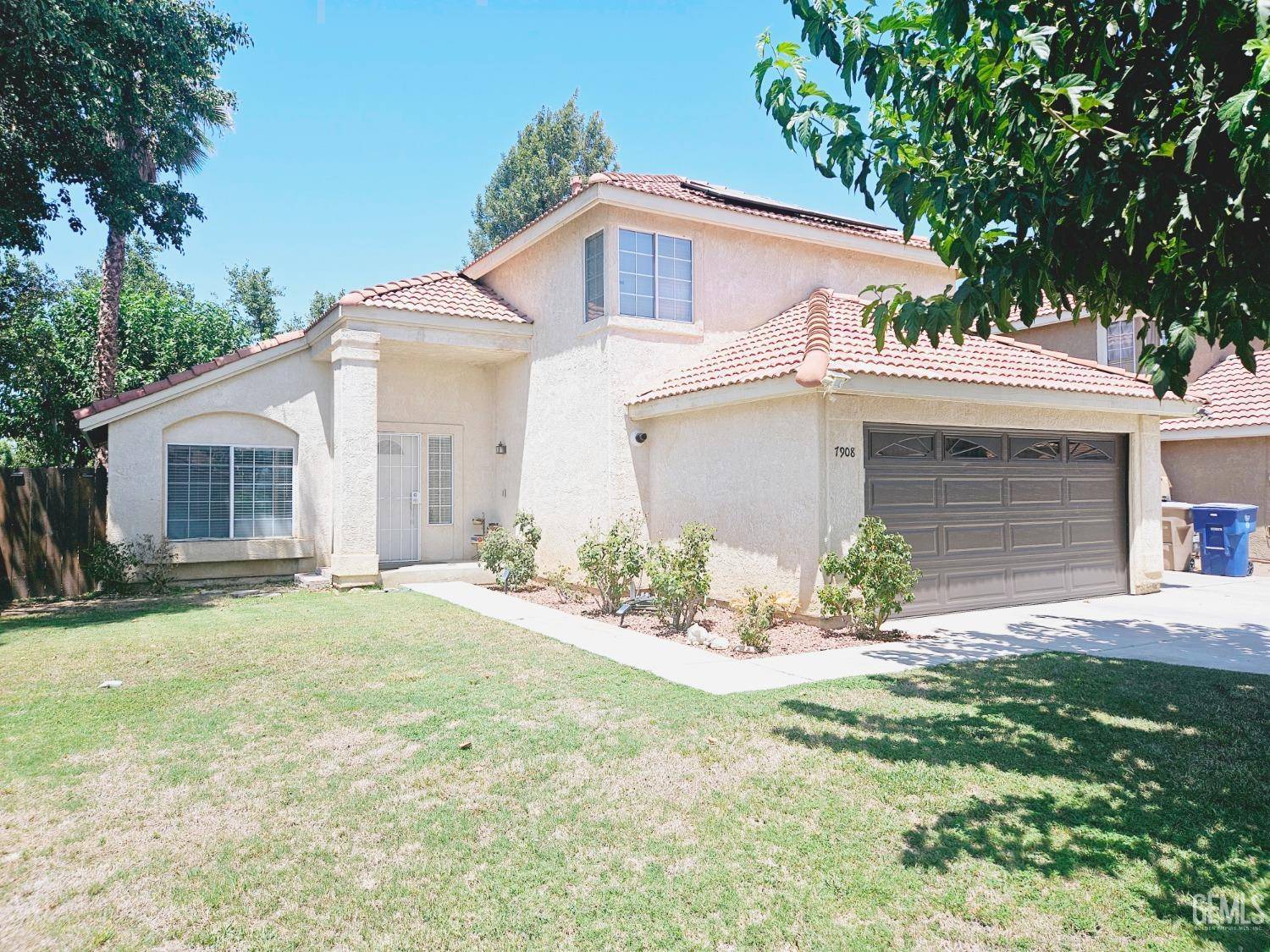 Bakersfield, CA 93313,7908 Coulter Pine Court