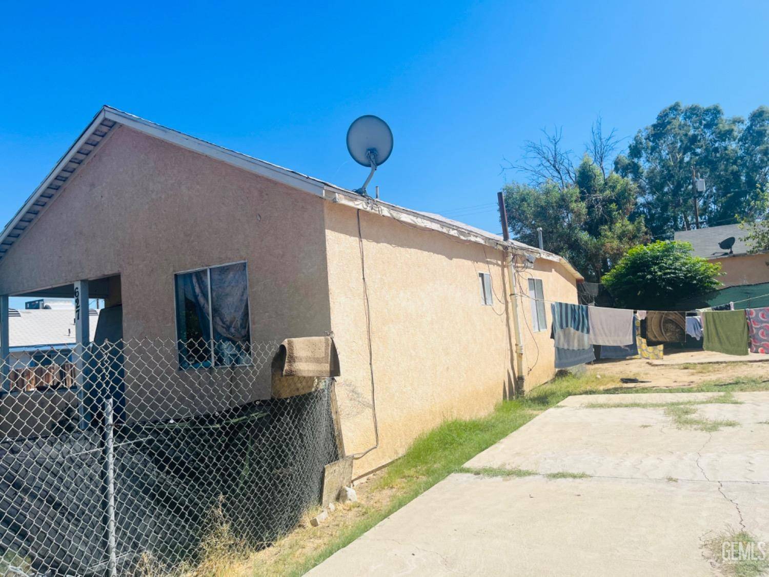 Taft, CA 93268,627 San Emidio Street