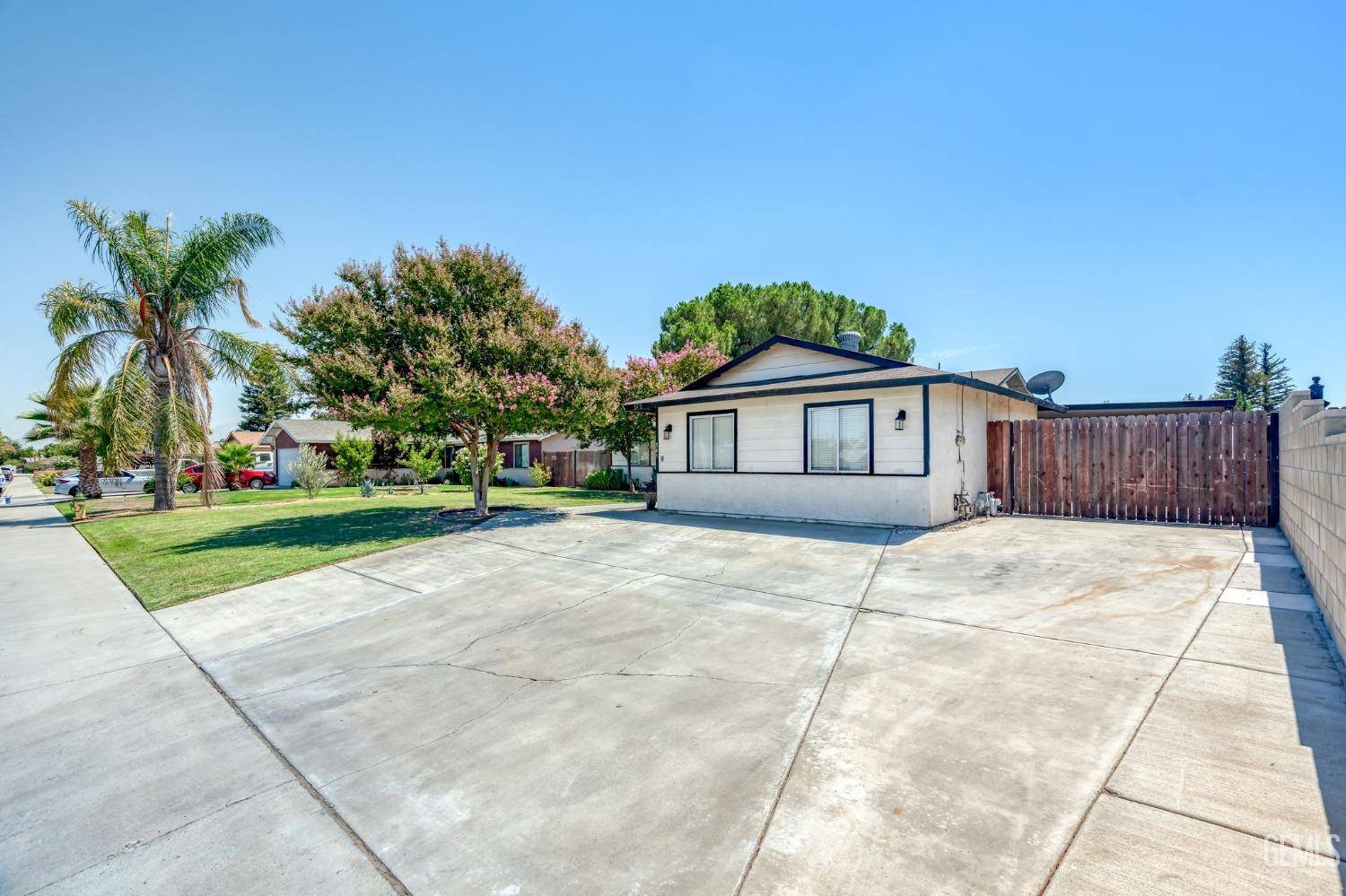 Bakersfield, CA 93307,501 Stable Avenue