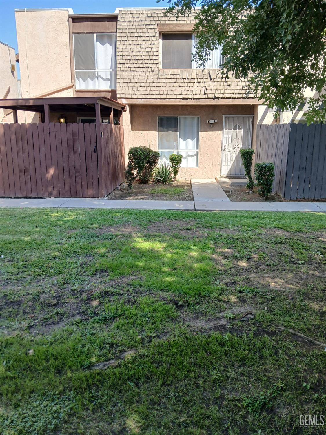 Bakersfield, CA 93309,2617 Pinon Springs Circle #B