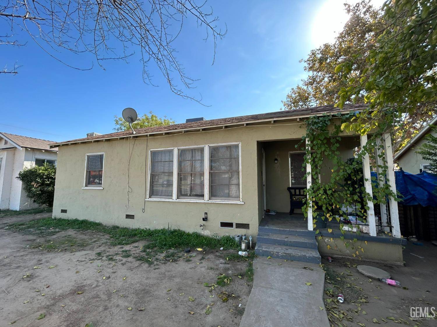 Bakersfield, CA 93305,127 Bernard Street