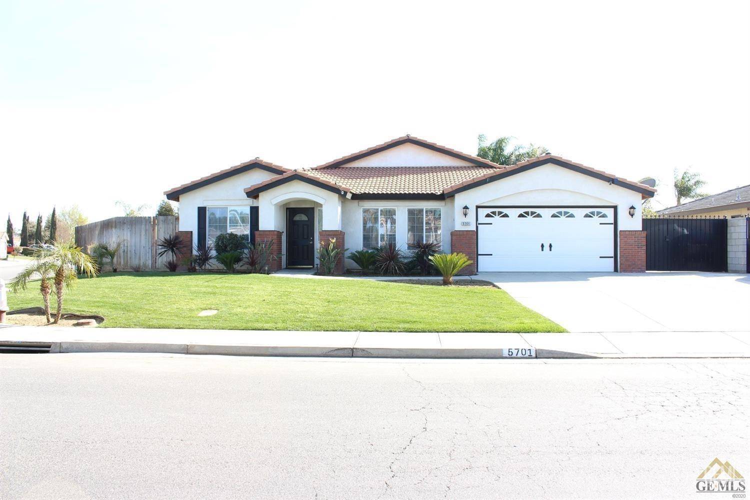 Bakersfield, CA 93308,5701 Via Marisol Street