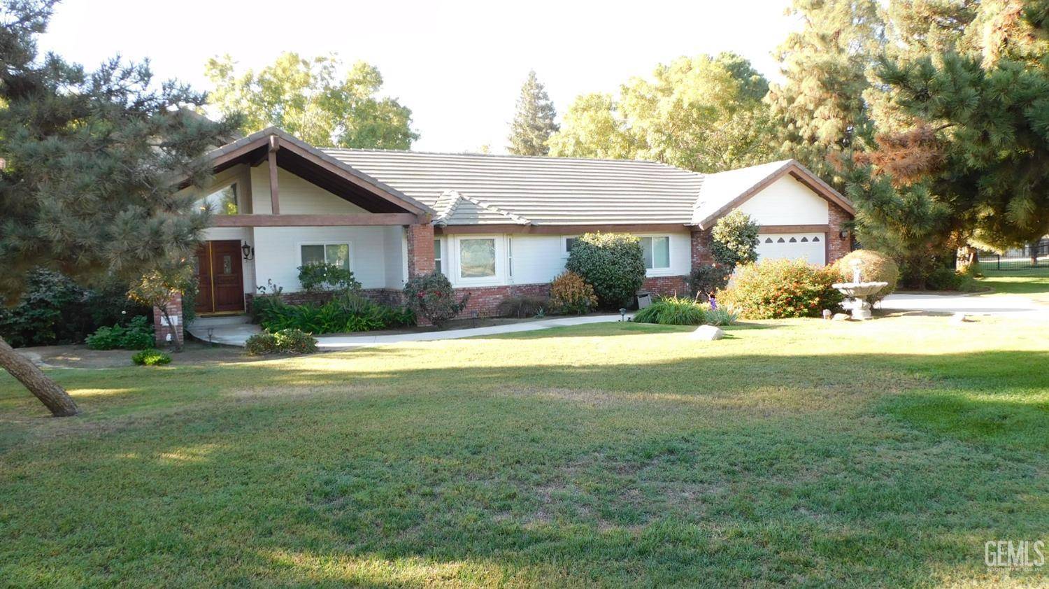 Bakersfield, CA 93314,16211 Barton Lane